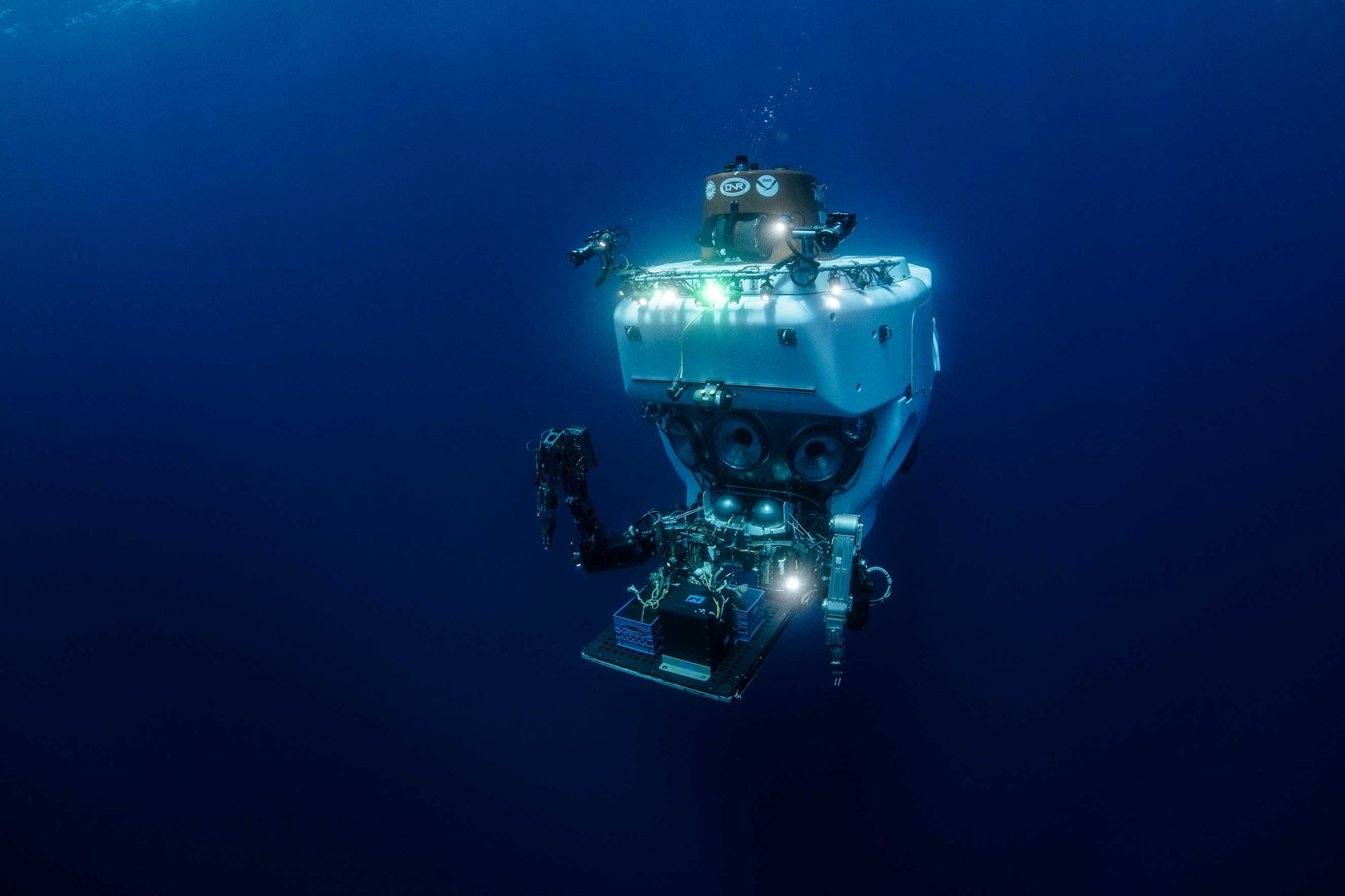 Lessons on Small Space Living from a Submarine Pilot