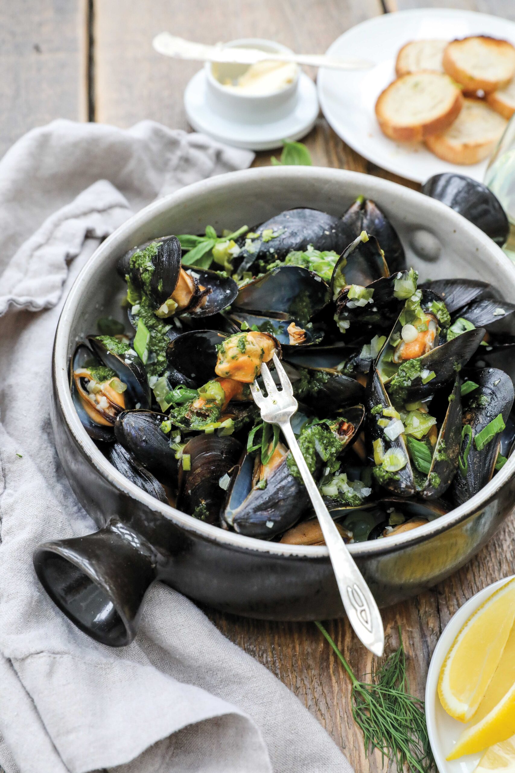 Mussels with fresh Herb Oil